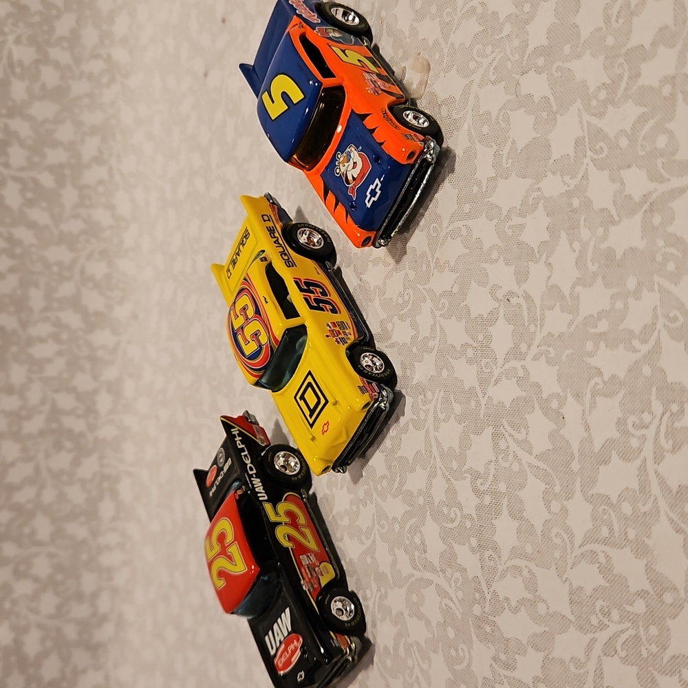 Hot Wheels 57 Chevy Nascar #25 UAW Delphi #55 Square D #5 Kelloggs lot